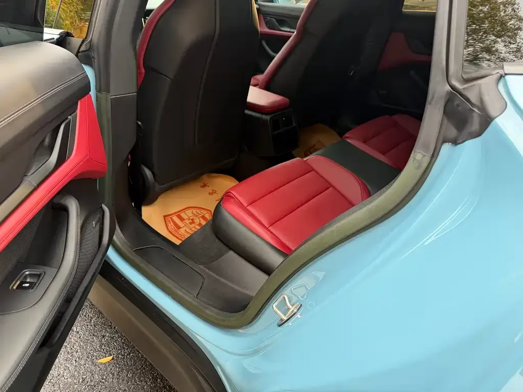 Porsche Taycan 2023 из CN, фото 3