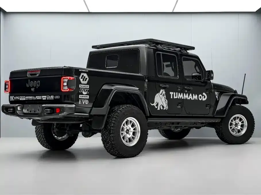 Jeep Gladiator 2022 из CN, фото 2