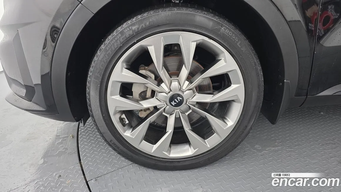Kia Sorento — фото 6