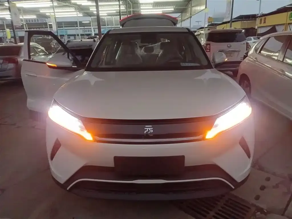 BYD Yuan UP 2025 из CN, фото 3