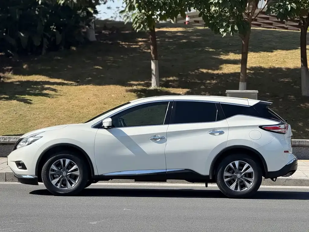 Nissan Murano — фото 7