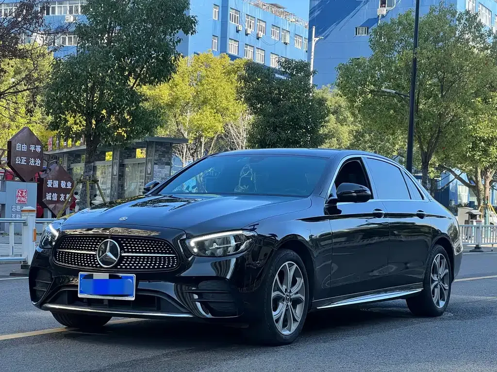 Mercedes-Benz E-Class 2023 из CN, фото 1