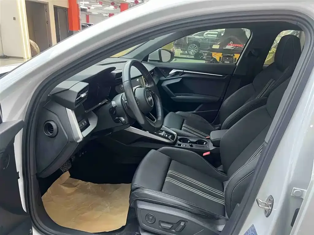 Audi A3 2021 из CN, фото 10