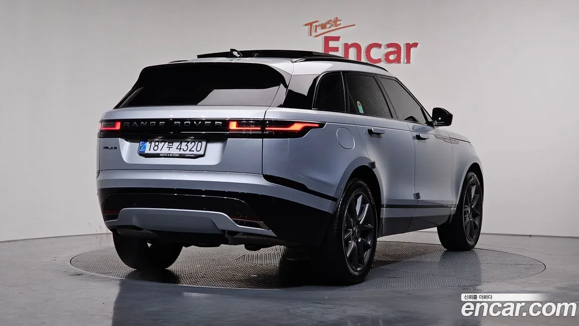 Land Rover Range Rover Velar 2025 из KR, фото 2