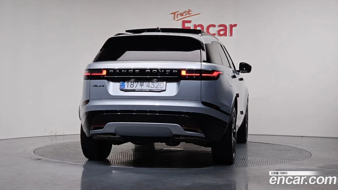 Land Rover Range Rover Velar 2025 из KR, фото 4