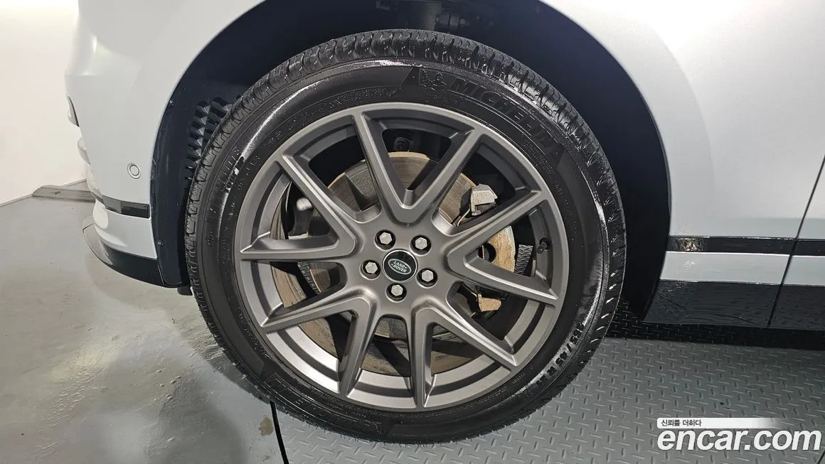 Land Rover Range Rover Velar 2025 из KR, фото 5