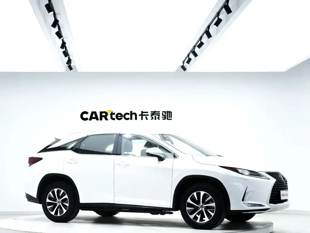 Lexus RX — фото 9