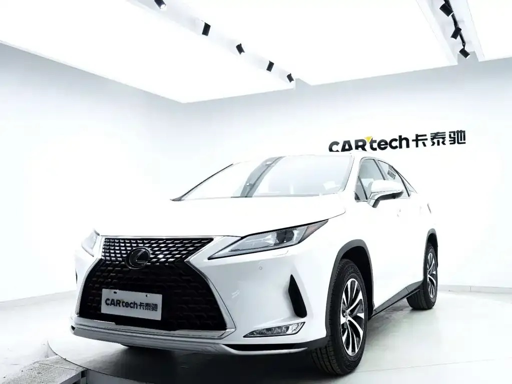 Lexus RX — фото 5
