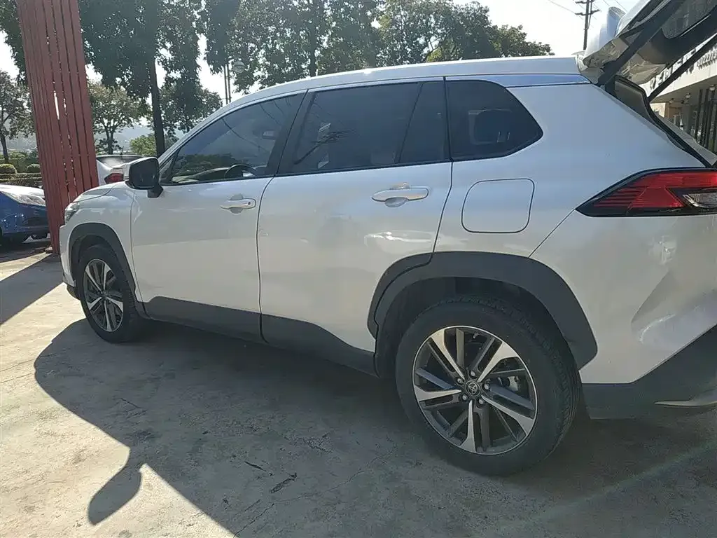 Toyota Frontlander 2022 из CN, фото 5