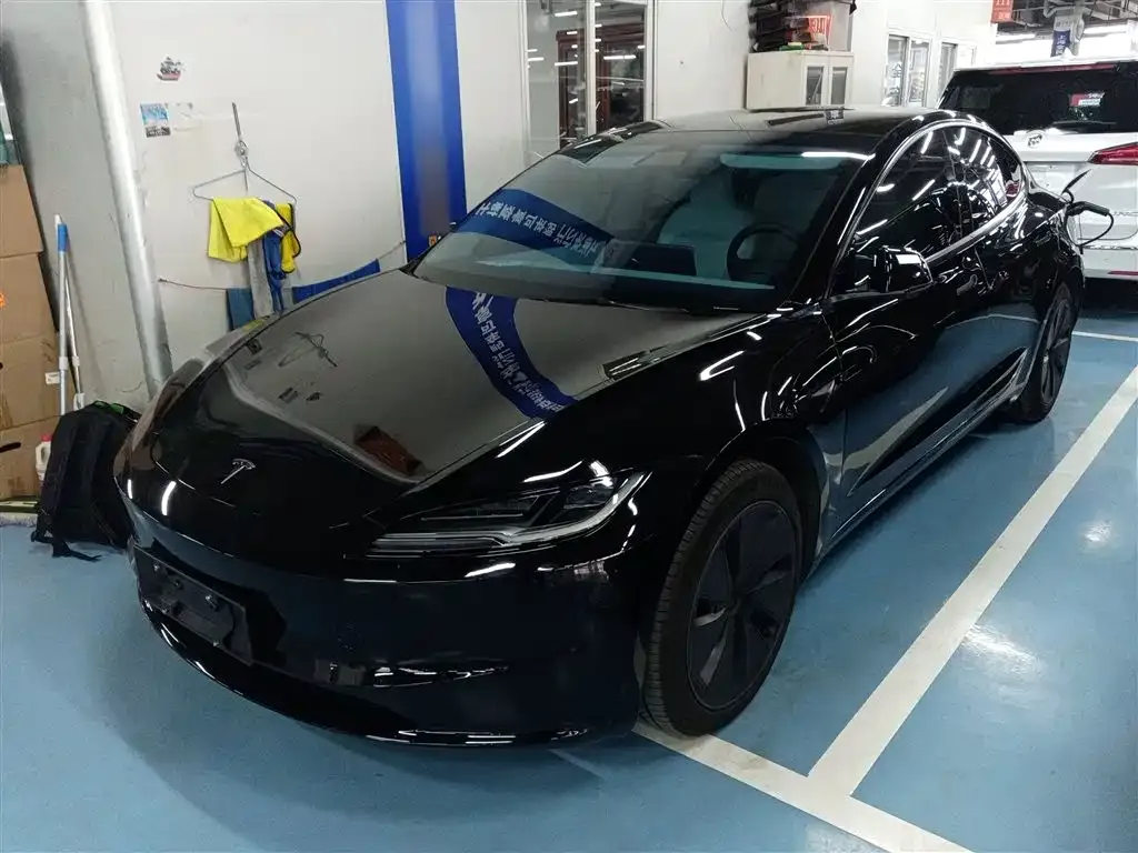 Tesla Model 3 2023 из CN, фото 1