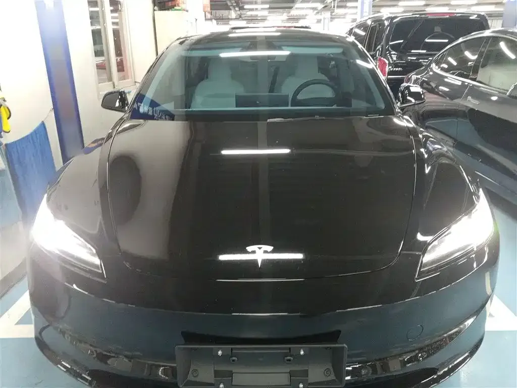 Tesla Model 3 2023 из CN, фото 9
