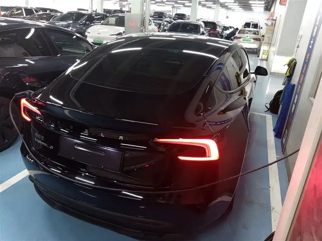 Tesla Model 3 2023 из CN, фото 8