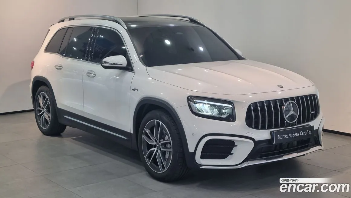 Mercedes-Benz GLB-Class — фото 1