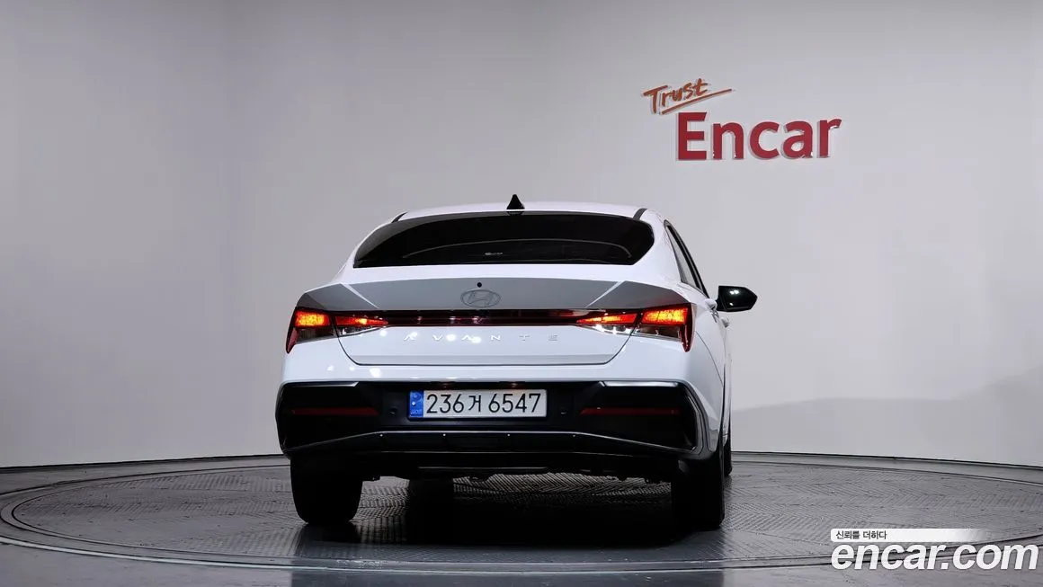 Hyundai AVANTE — фото 4