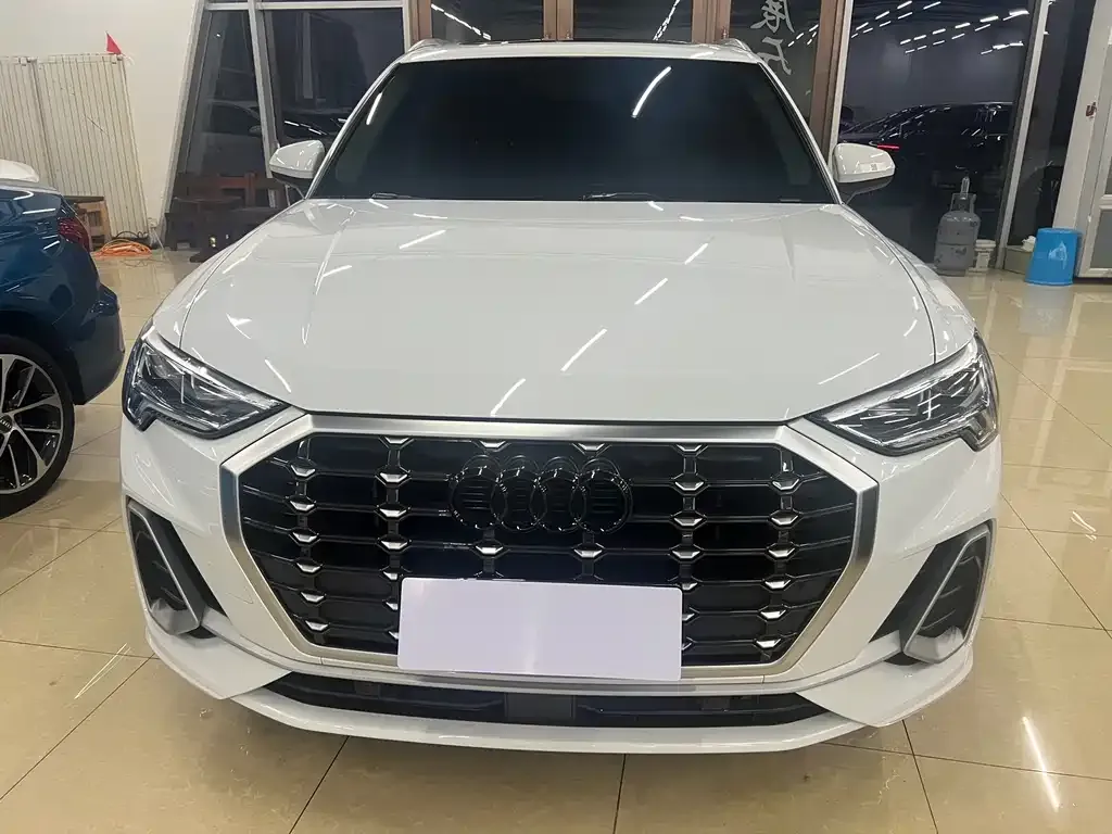 Audi Q3 2021 из CN, фото 2