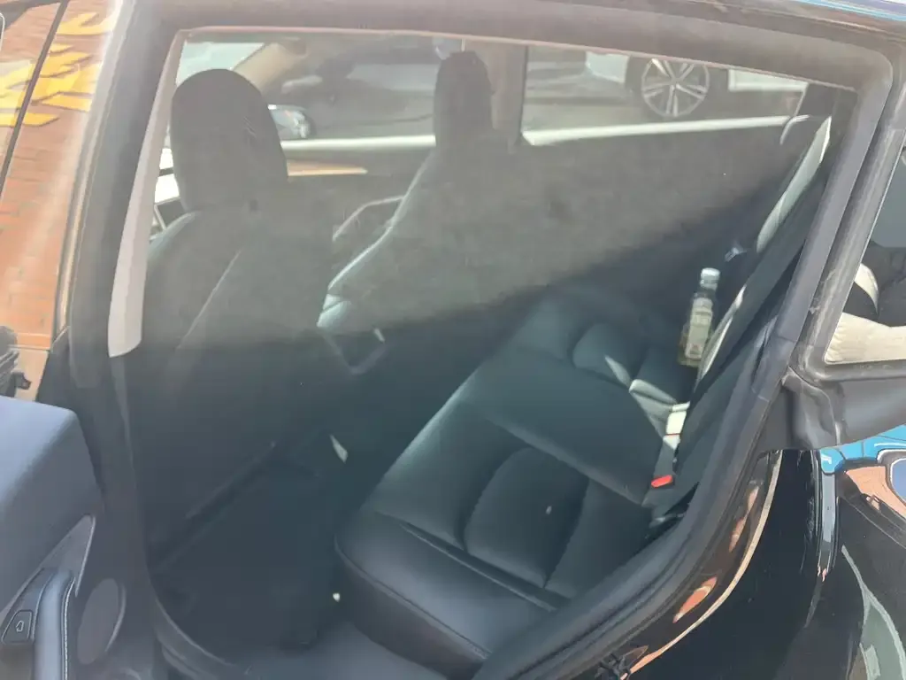 Tesla Model 3 2023 из CN, фото 5