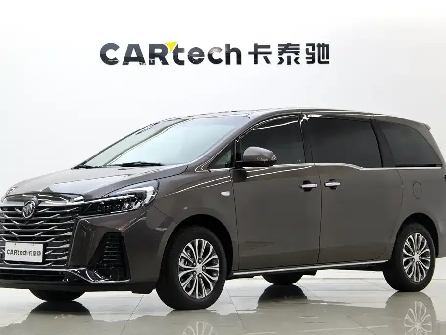 Buick GL8 — фото 1
