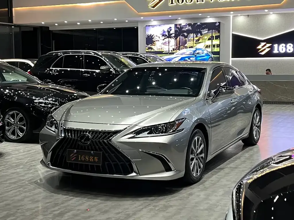 Lexus ES 2022 из CN, фото 1