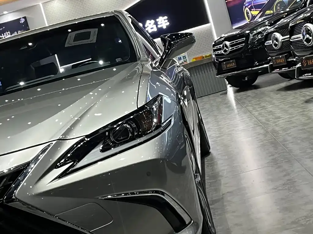 Lexus ES 2022 из CN, фото 3