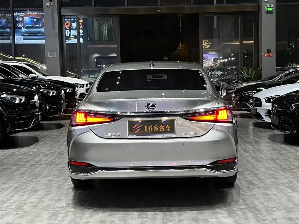 Lexus ES 2022 из CN, фото 4