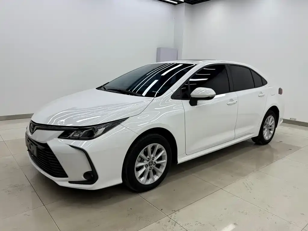 Toyota Corolla 2021 из CN, фото 1
