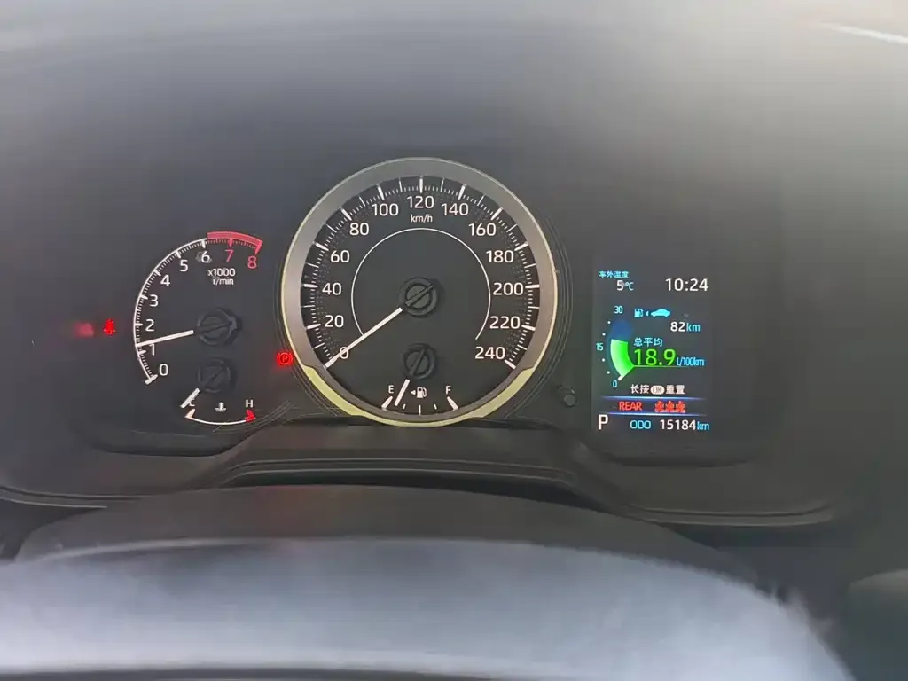 Toyota Corolla 2021 из CN, фото 7