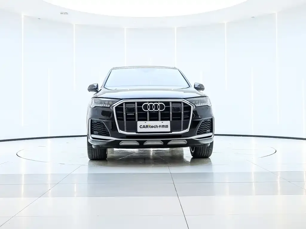 Audi Q7 — фото 2
