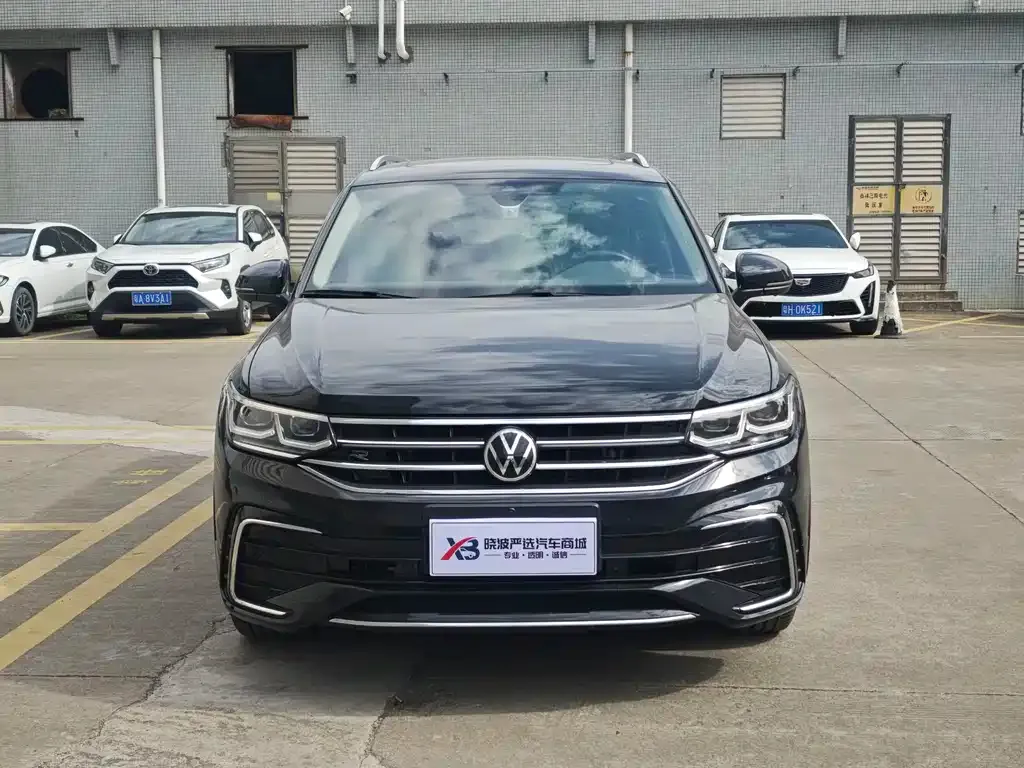 Volkswagen Tiguan L 2022 из CN, фото 2