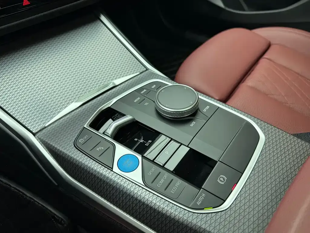 BMW i3 2024 из CN, фото 10