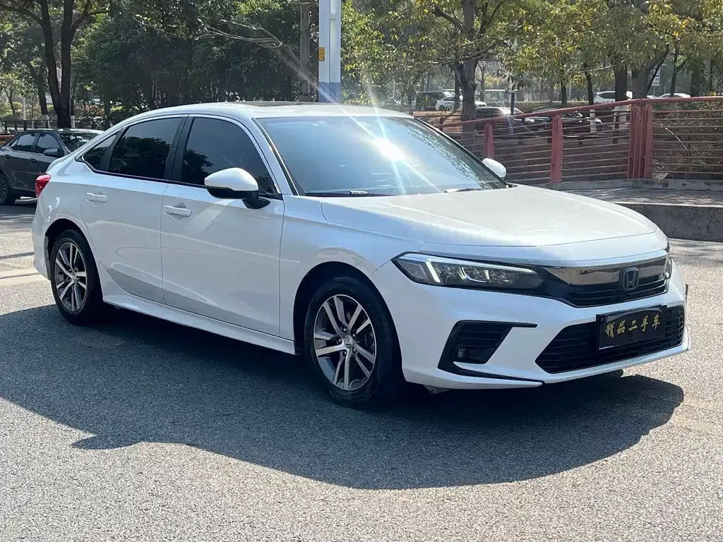 Honda Civic — фото 10