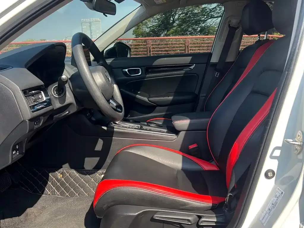 Honda Civic — фото 7