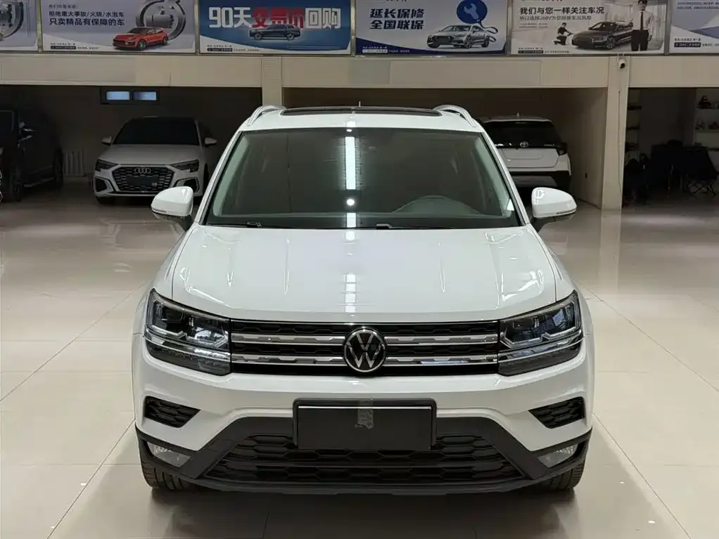 Volkswagen Tharu — фото 4