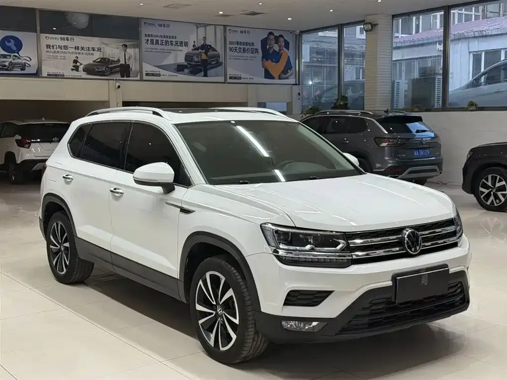 Volkswagen Tharu — фото 6