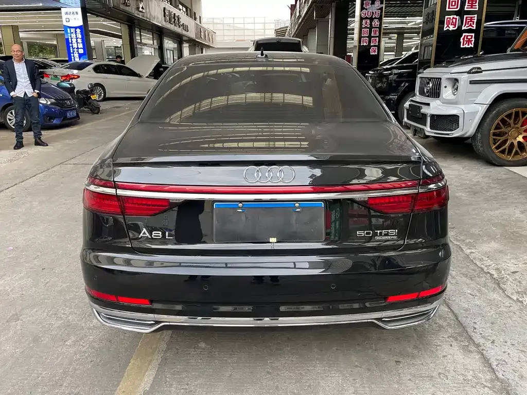 Audi A8 2021 из CN, фото 10