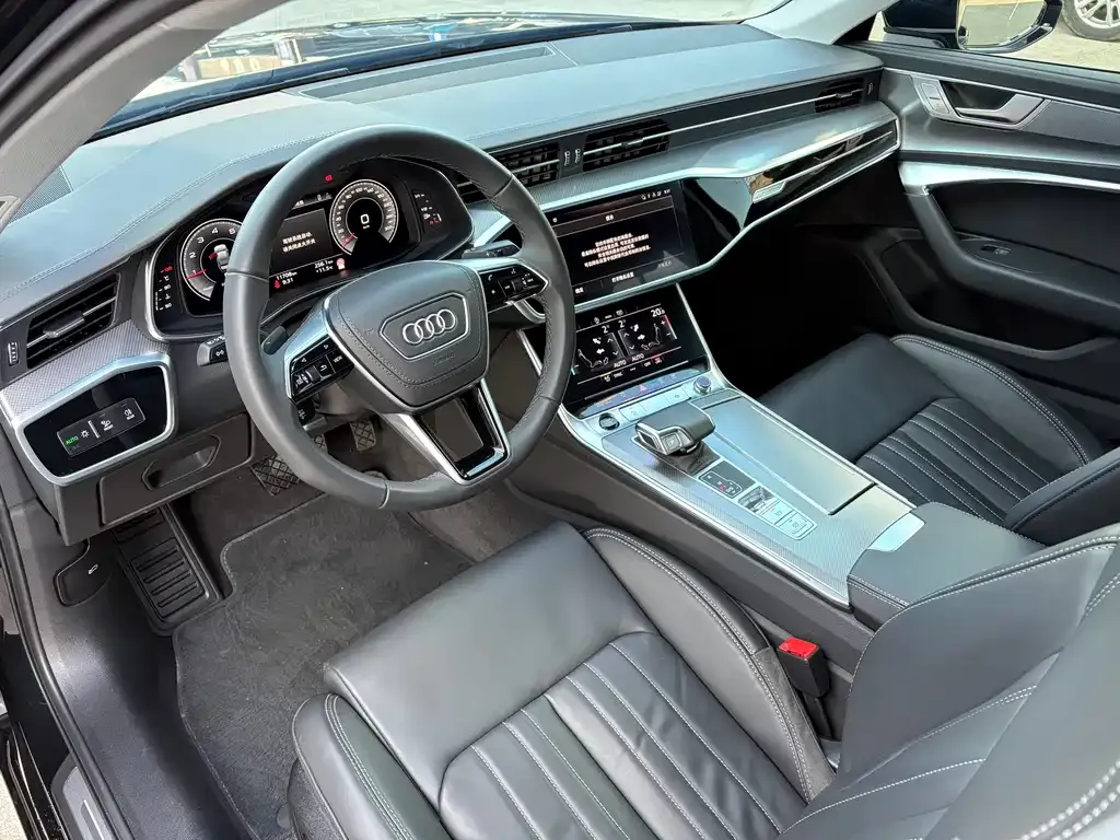 Audi A6L — фото 8