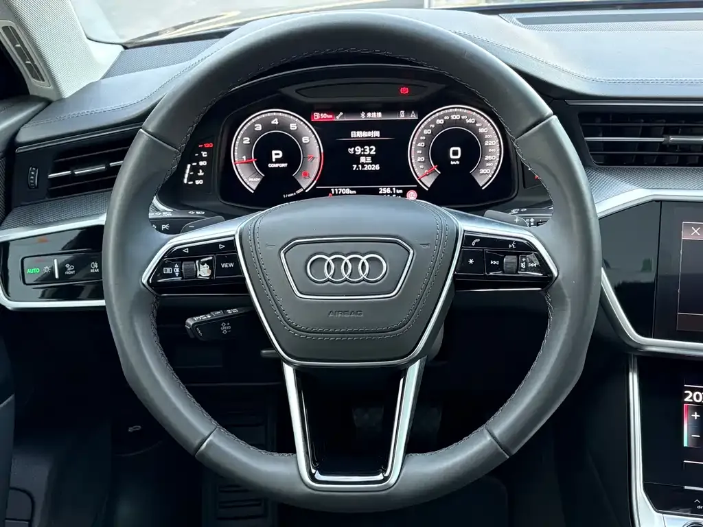 Audi A6L — фото 9
