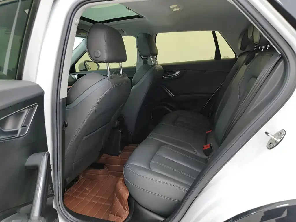 Audi Q2L 2022 из CN, фото 9
