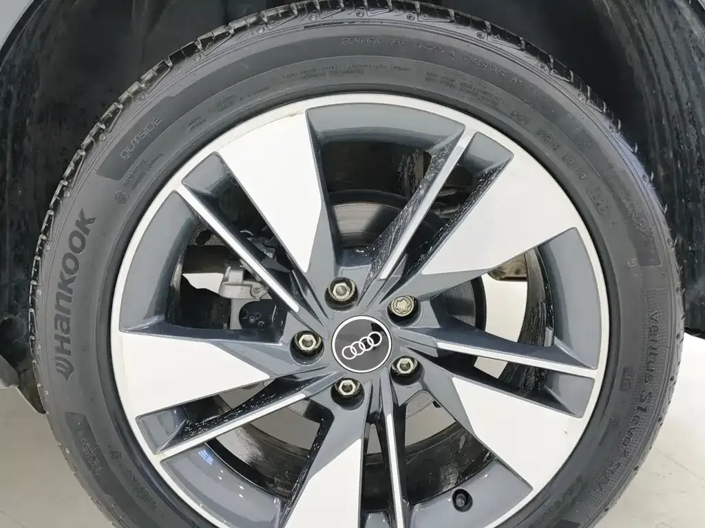 Audi Q2L 2022 из CN, фото 10