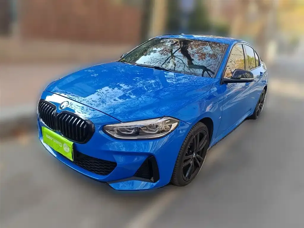 BMW 1 Series 2021 из CN, фото 1