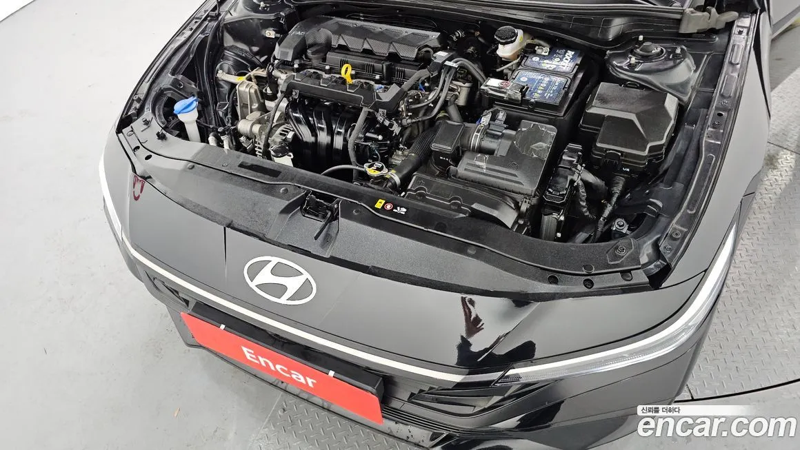 Hyundai AVANTE — фото 8