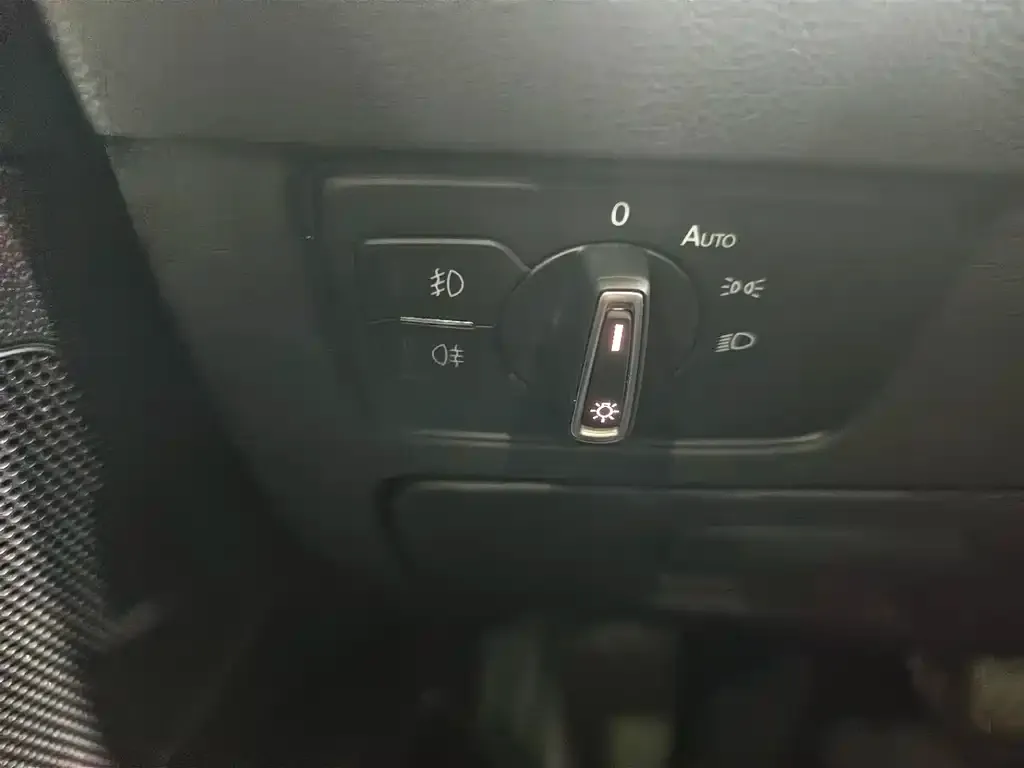 Volkswagen Magotan 2021 из CN, фото 9