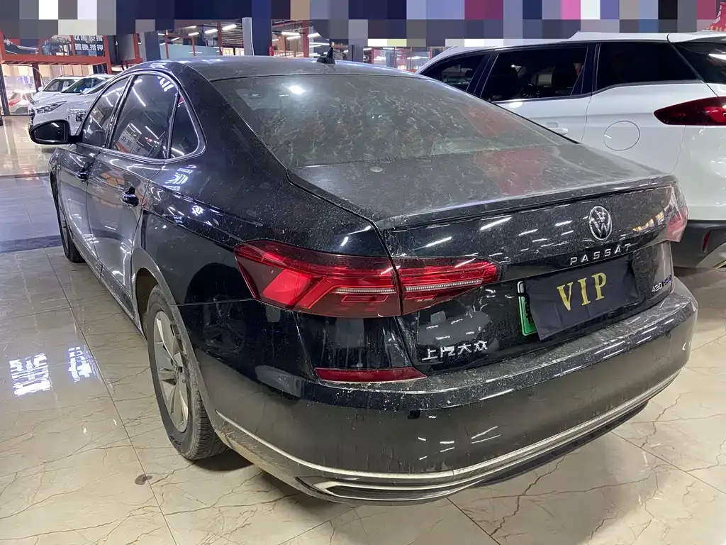 Volkswagen Passat New Energy — фото 6