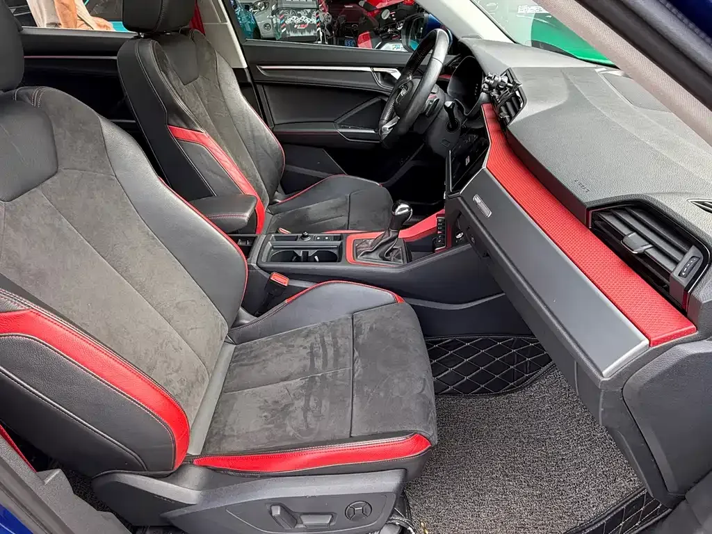 Audi Q3 2021 из CN, фото 8