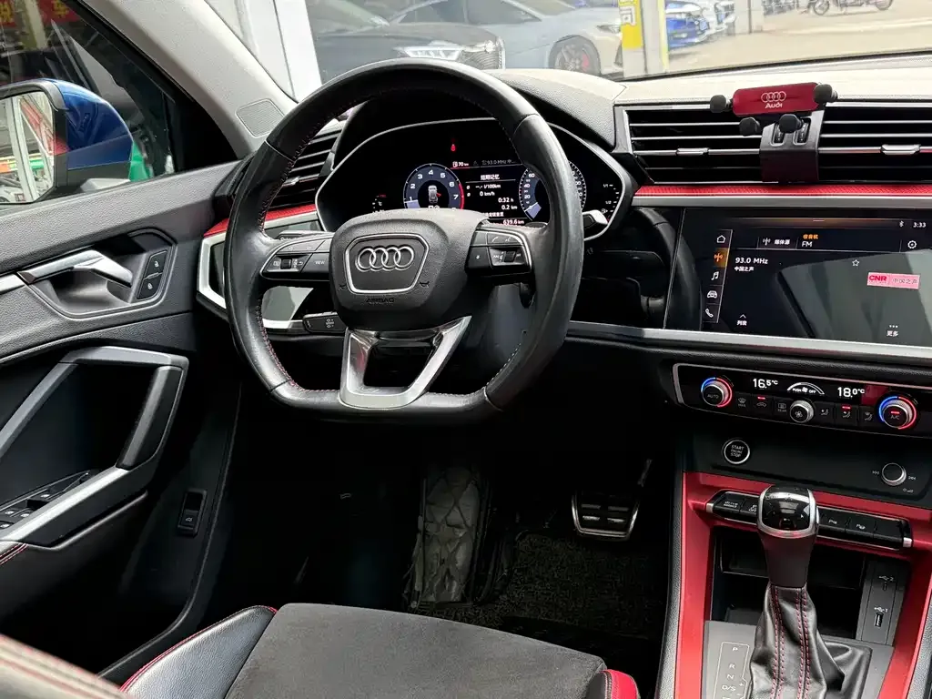 Audi Q3 2021 из CN, фото 7