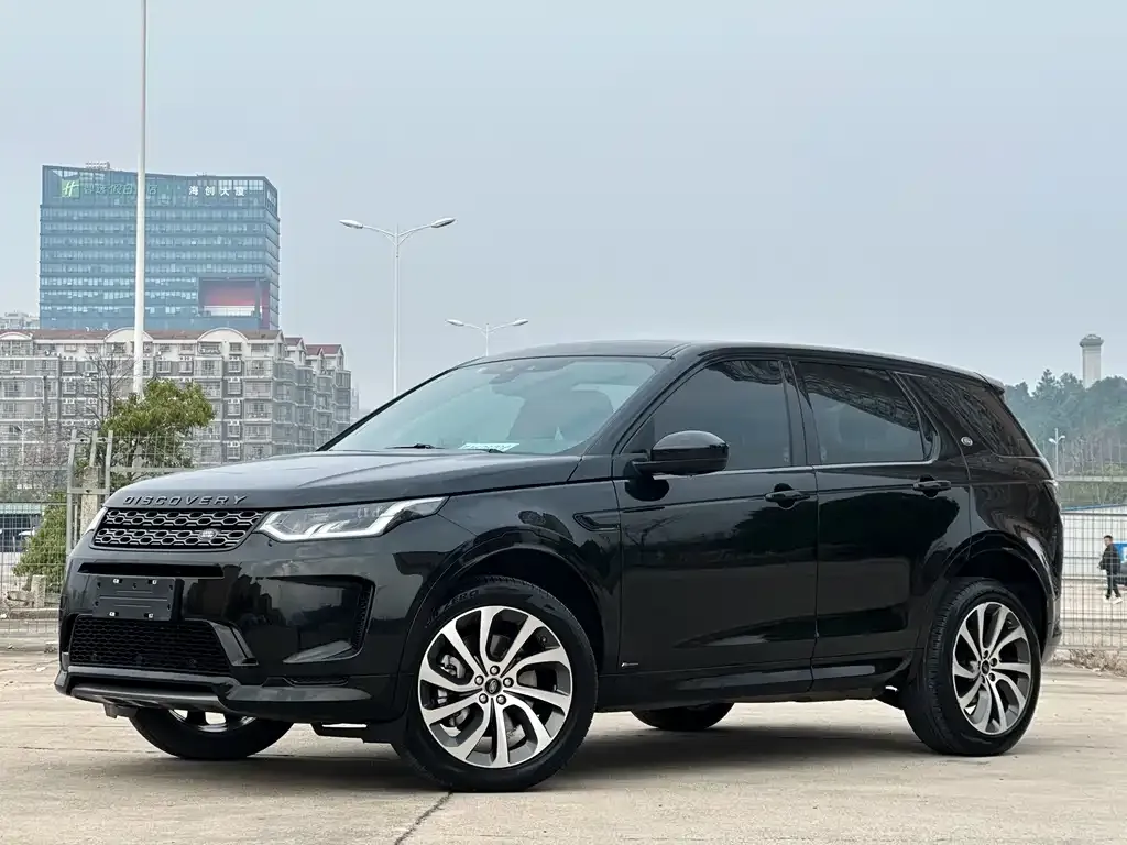 Land Rover Discovery Sport — фото 1