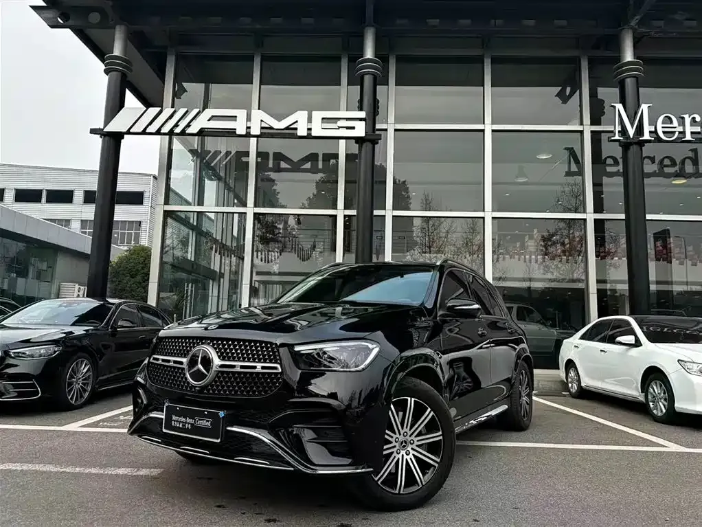 Mercedes-Benz GLE — фото 1
