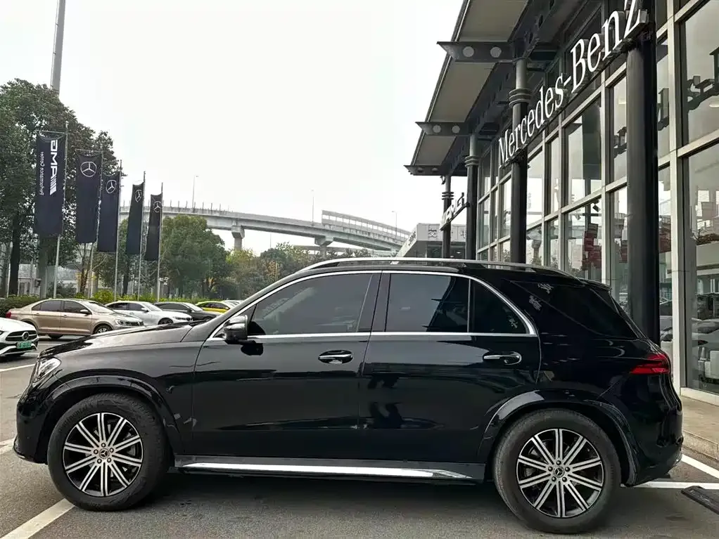 Mercedes-Benz GLE — фото 7
