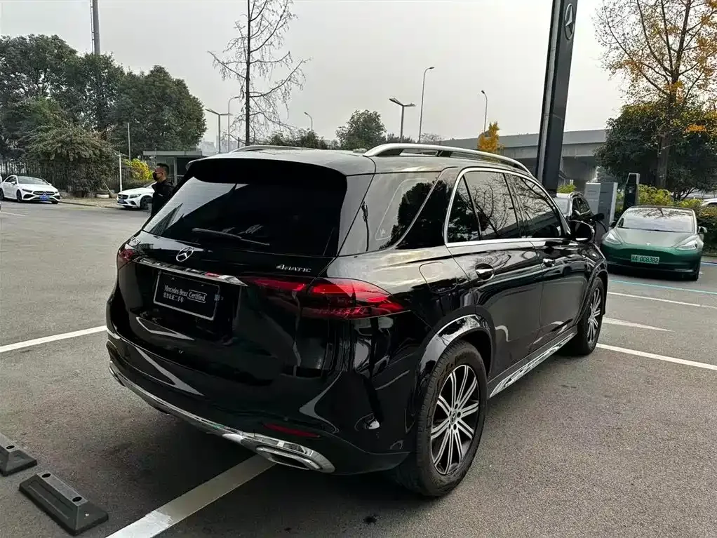 Mercedes-Benz GLE — фото 6
