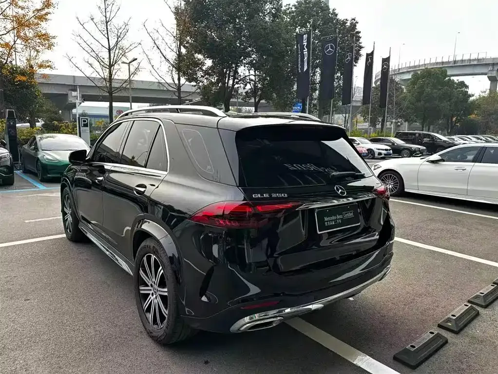 Mercedes-Benz GLE — фото 10