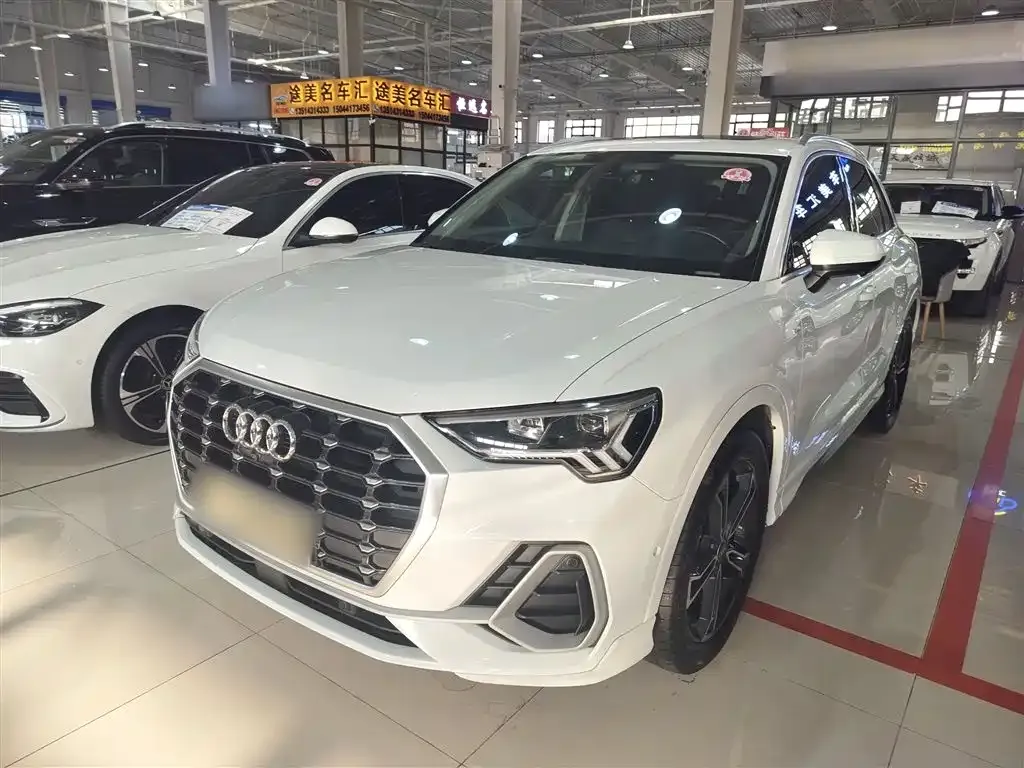 Audi Q3 2022 из CN, фото 1